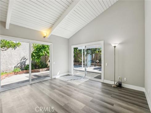 5  Poinsettia  , Irvine, CA