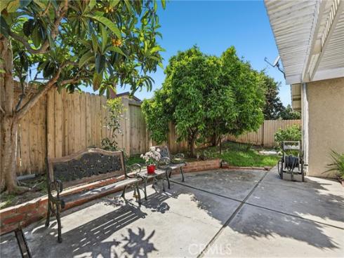 5  Poinsettia  , Irvine, CA