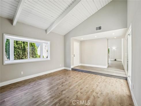 5  Poinsettia  , Irvine, CA