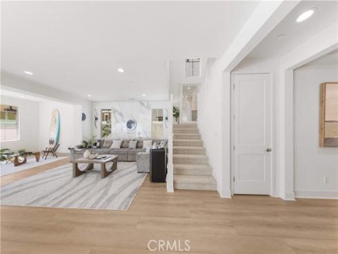 168  Somera  , Irvine, CA