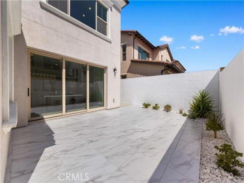 168  Somera  , Irvine, CA