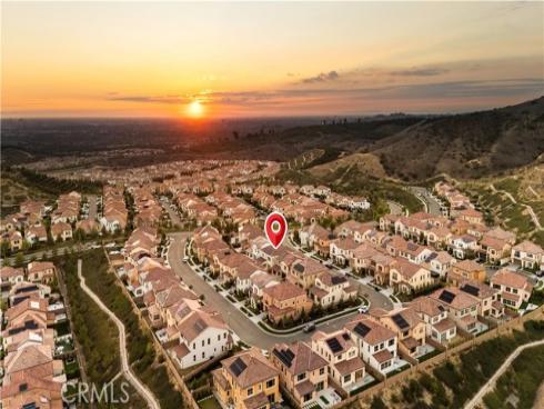 168  Somera  , Irvine, CA