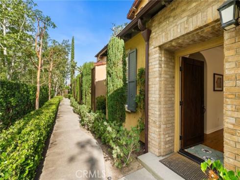 82 Bower Tree , Irvine, CA