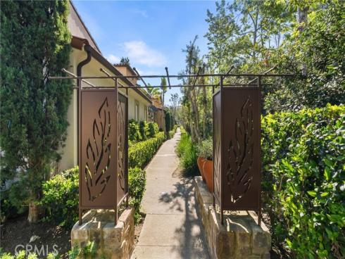 82 Bower Tree , Irvine, CA