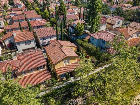 82 Bower Tree , Irvine, CA