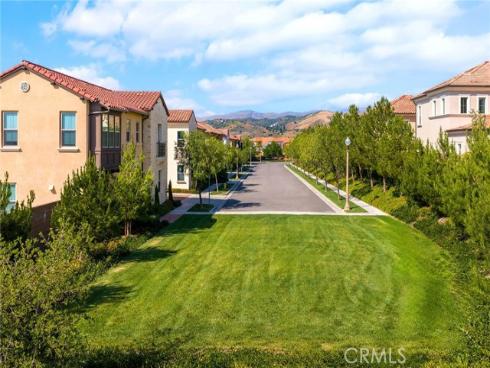 117  Petunia  , Irvine, CA