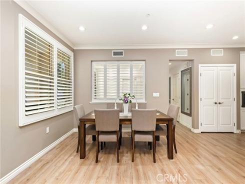 59  Kempton  , Irvine, CA