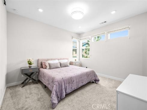 218  Keeper  , Irvine, CA