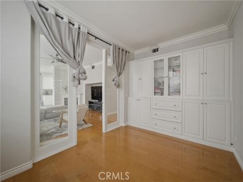 21 Wedgewood , Irvine, CA