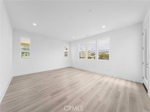 100  Draw  , Irvine, CA