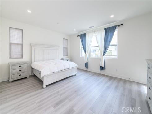 100  Draw  , Irvine, CA