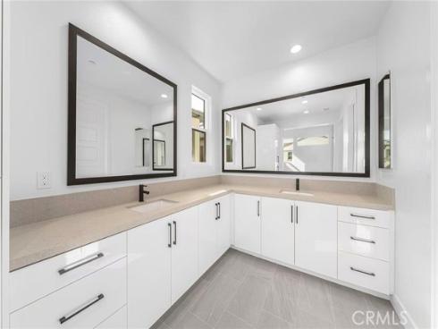 100  Draw  , Irvine, CA