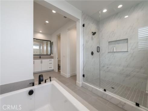 100  Draw  , Irvine, CA