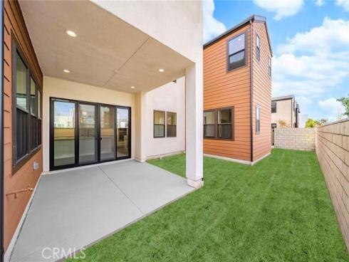 100  Draw  , Irvine, CA