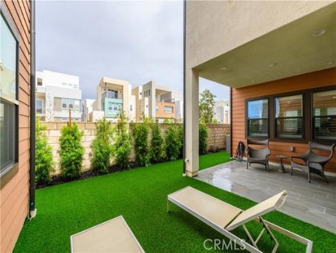 100  Draw  , Irvine, CA