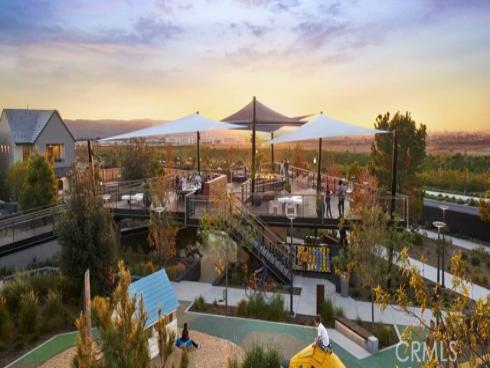 100  Draw  , Irvine, CA