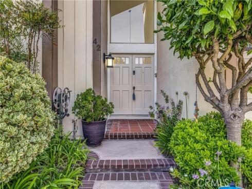 42 Almond Tree Ln , Irvine, CA