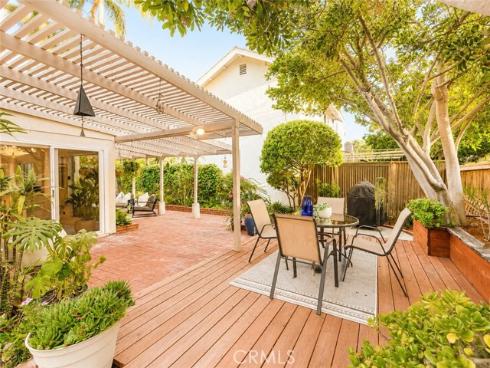42 Almond Tree Ln , Irvine, CA
