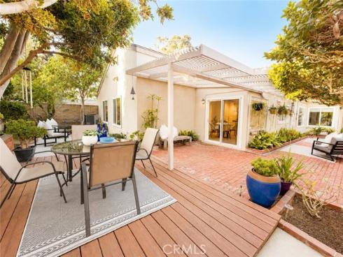 42 Almond Tree Ln , Irvine, CA
