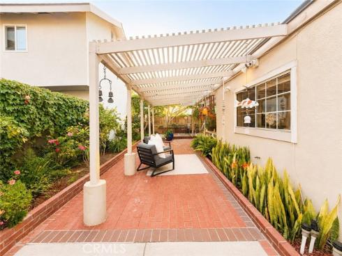 42 Almond Tree Ln , Irvine, CA