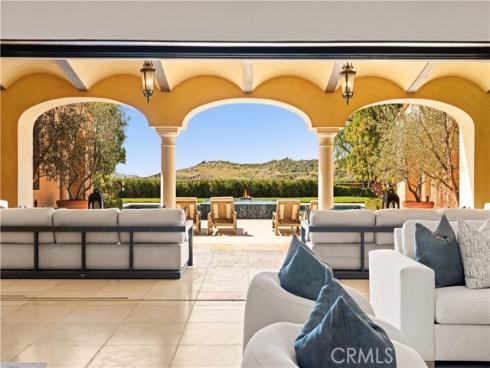 51  Echo  , Irvine, CA