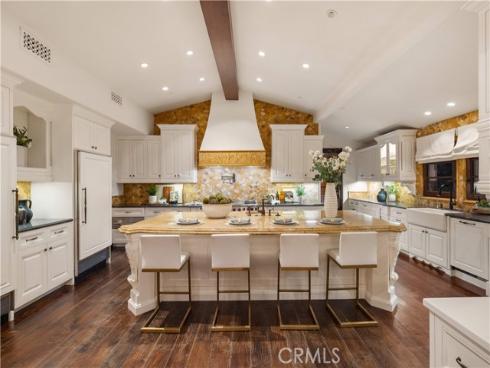 51  Echo  , Irvine, CA