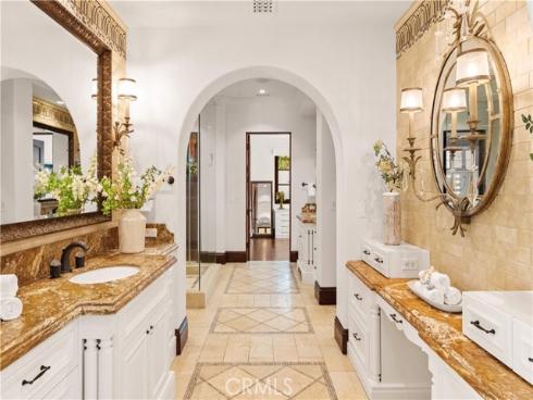 51  Echo  , Irvine, CA