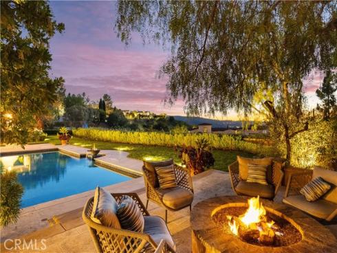 51  Echo  , Irvine, CA