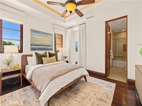 51  Echo  , Irvine, CA