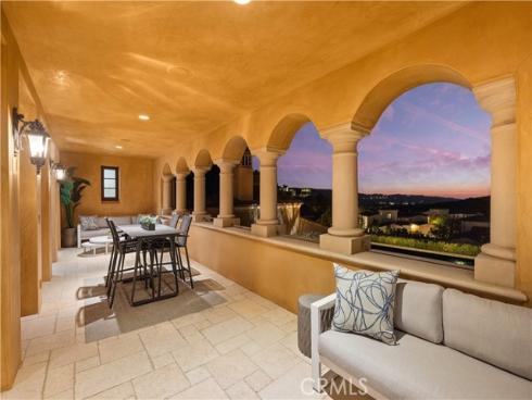 51  Echo  , Irvine, CA