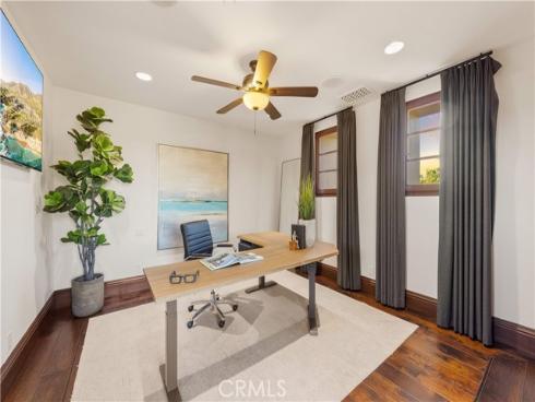 51  Echo  , Irvine, CA