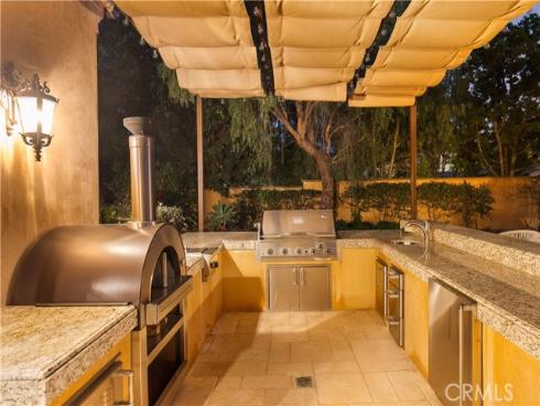 51  Echo  , Irvine, CA