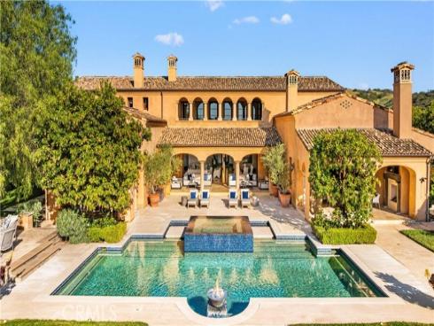 51  Echo  , Irvine, CA