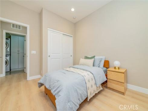 167  Overbrook  , Irvine, CA