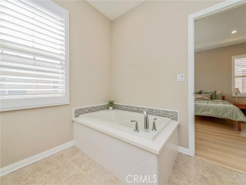 167  Overbrook  , Irvine, CA