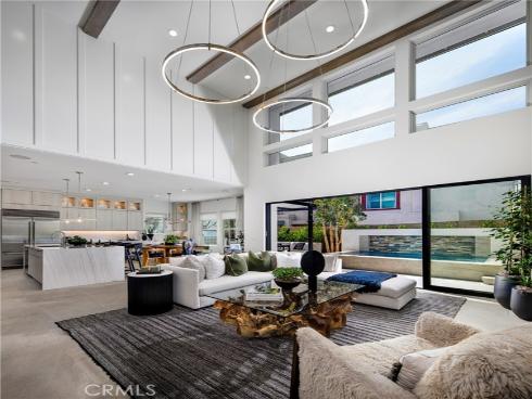 169 Apron , Irvine, CA