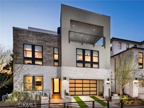 113 Apron , Irvine, CA