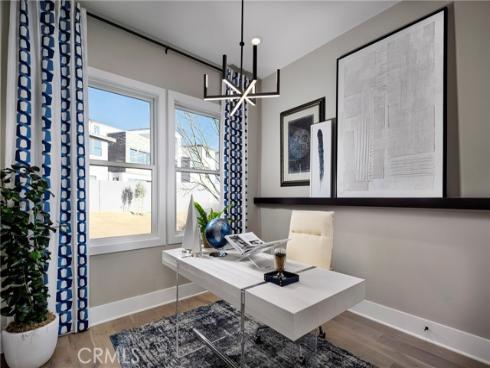 113 Apron , Irvine, CA