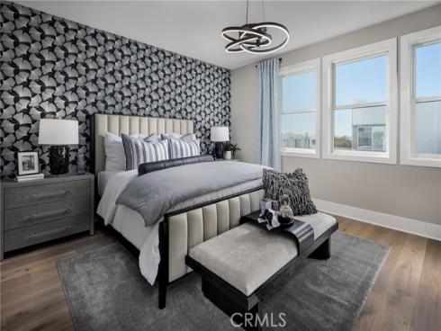 113 Apron , Irvine, CA