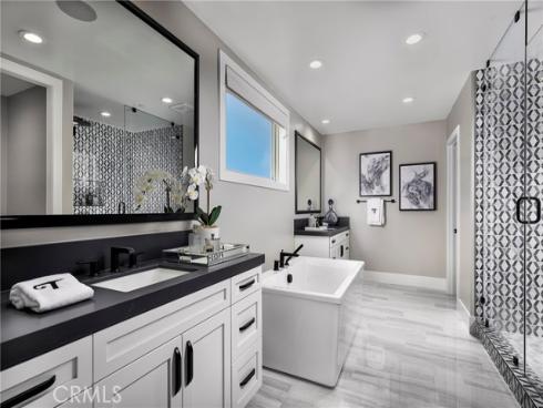 113 Apron , Irvine, CA