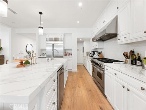 26  View Terrace  , Irvine, CA