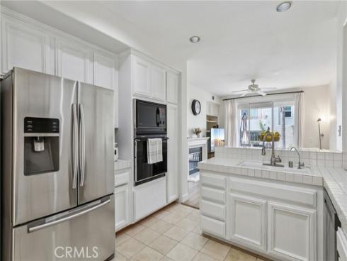 1  Longbourn Aisle  , Irvine, CA