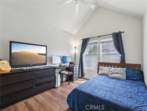 1  Longbourn Aisle  , Irvine, CA