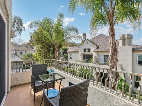 1  Longbourn Aisle  , Irvine, CA