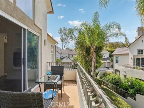 1  Longbourn Aisle  , Irvine, CA