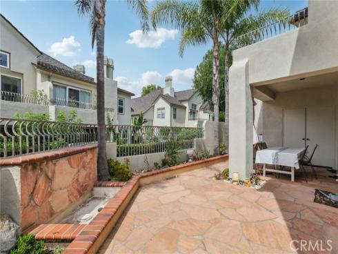 1  Longbourn Aisle  , Irvine, CA