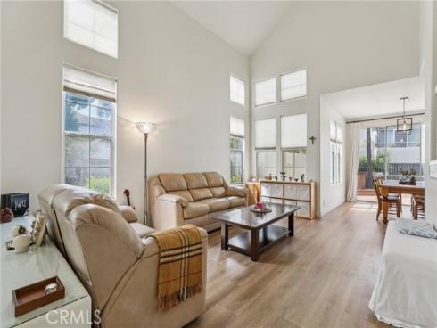 1  Longbourn Aisle  , Irvine, CA