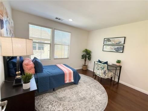 81  Keepsake  , Irvine, CA