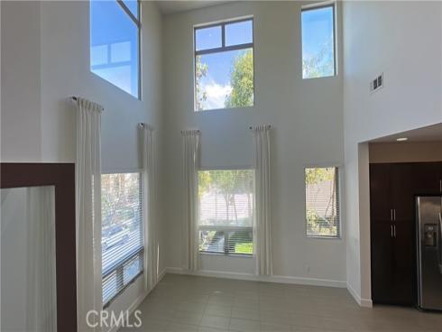 27  Soho  , Irvine, CA