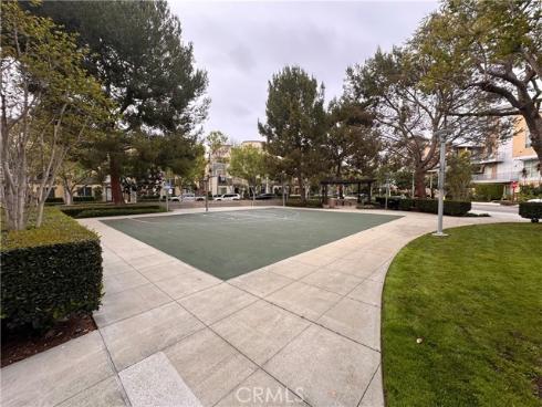 27  Soho  , Irvine, CA